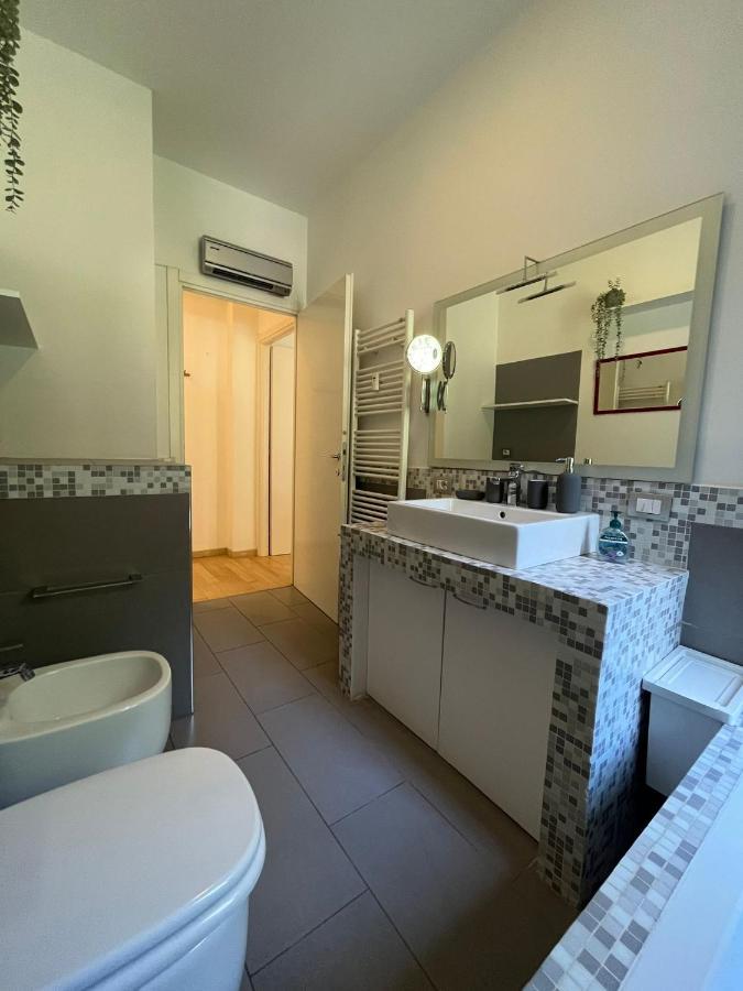 Ferienwohnung Kibilu - San Donato Vicinanze Irccs Policlinico San Donato Milanese Exterior foto