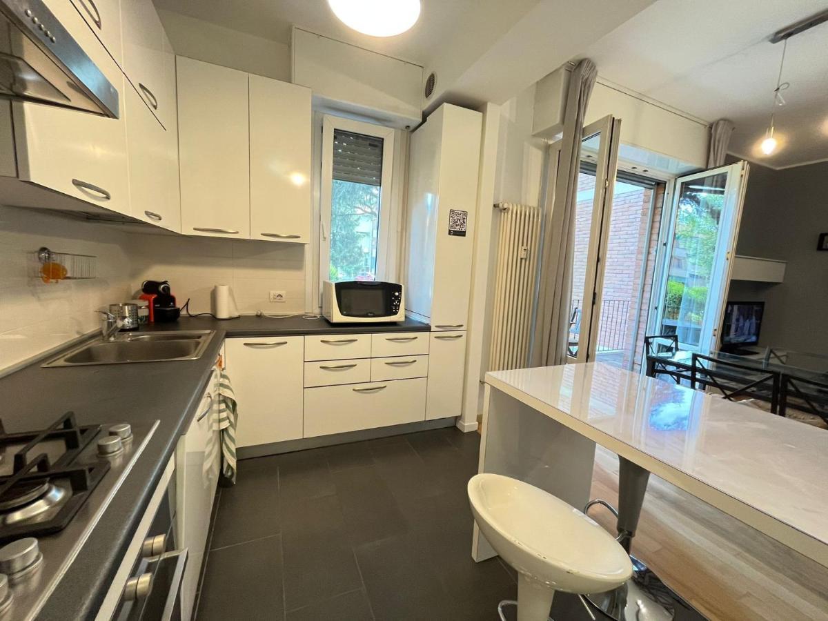 Ferienwohnung Kibilu - San Donato Vicinanze Irccs Policlinico San Donato Milanese Exterior foto